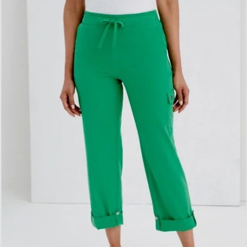Chicos green neema Convertible Pants size 2.5
